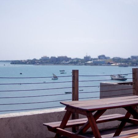 Amverton Bay View Dar es Salaam Zewnętrze zdjęcie